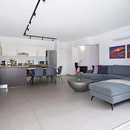 Апартаменты Alessia 2bed - Coralli Beachfront Протарас